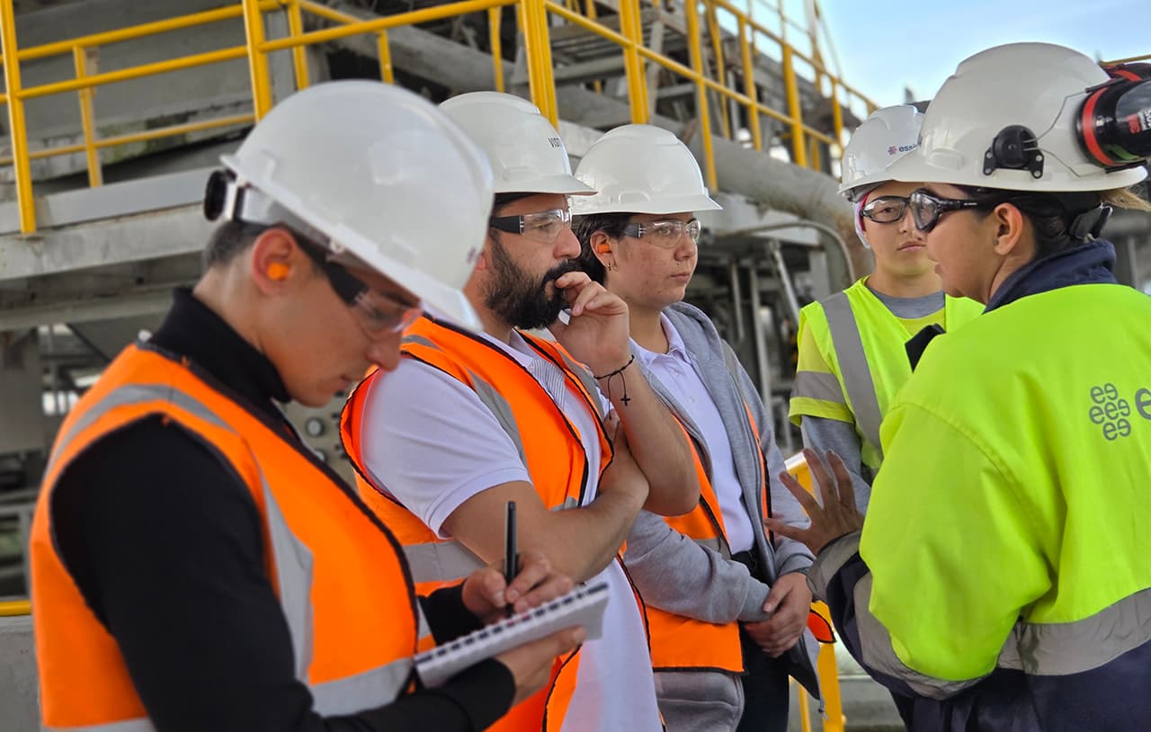 Grupo Familia, la empresa que recicla más del 85 % del agua que usa en su producción, se vincula a Entornos Sostenibles