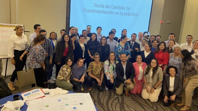 Hub Latinoamericano y SENACYT promueven el diseño de Misiones transformativas de CTeI