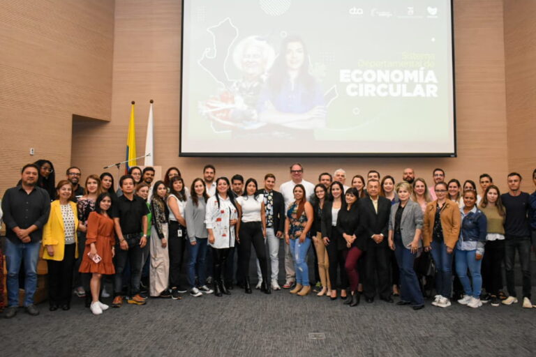 Antioquia le sigue apostando a la economía circular como un motor de desarrollo sostenible del departamento
