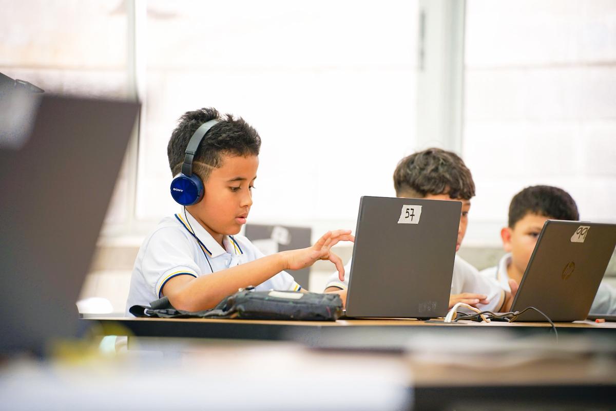 Generación Tech impacta a más de 5.700 estudiantes